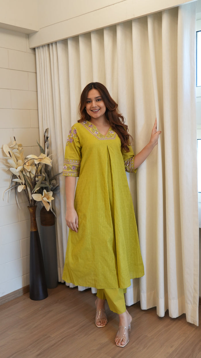 LIRIL GREEN KURTA SET