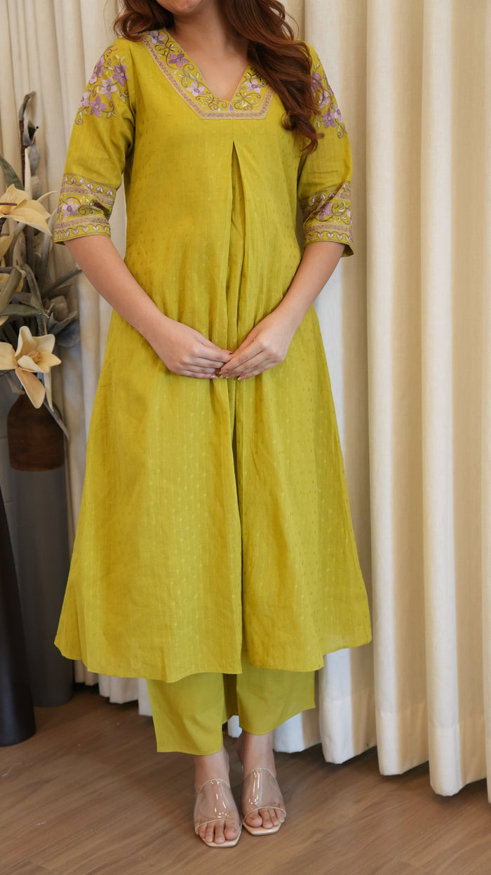 LIRIL GREEN KURTA SET