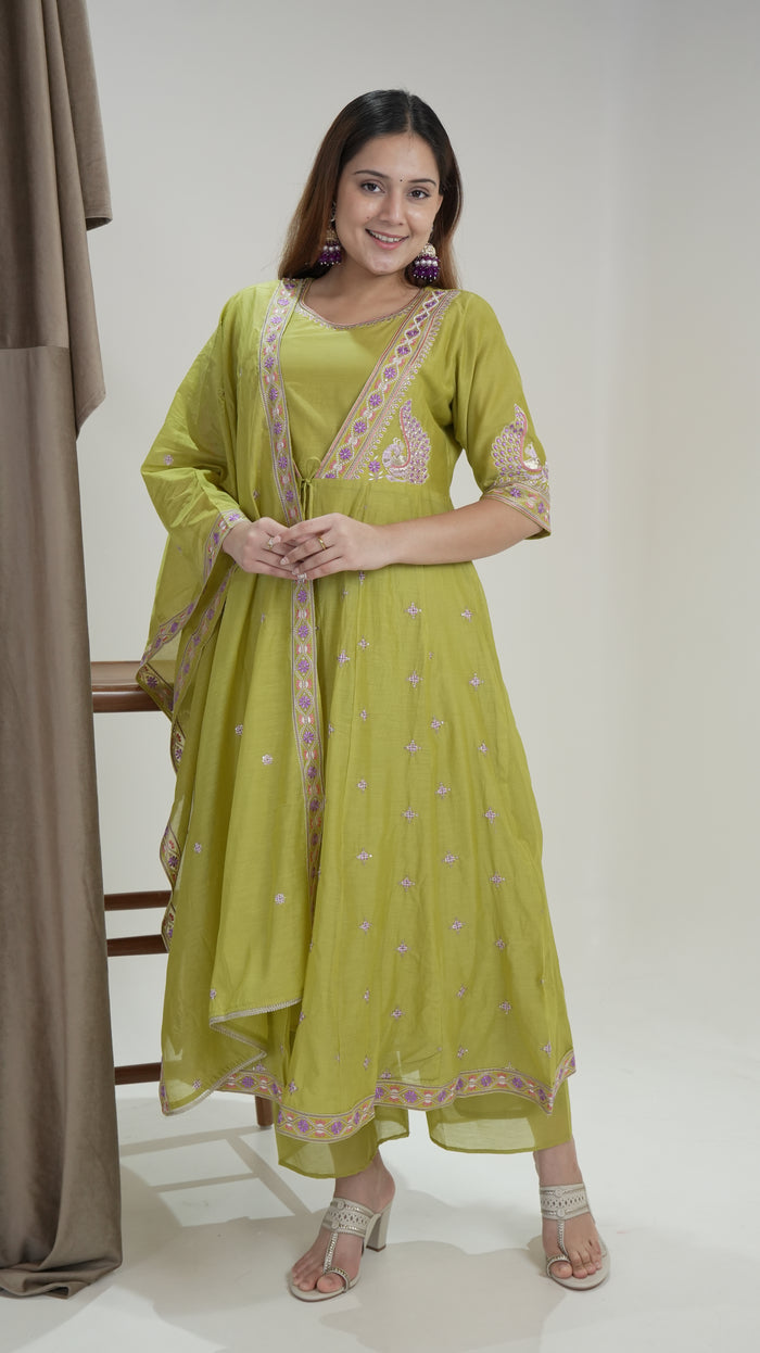 LIRIL GREEN SHRUG SET