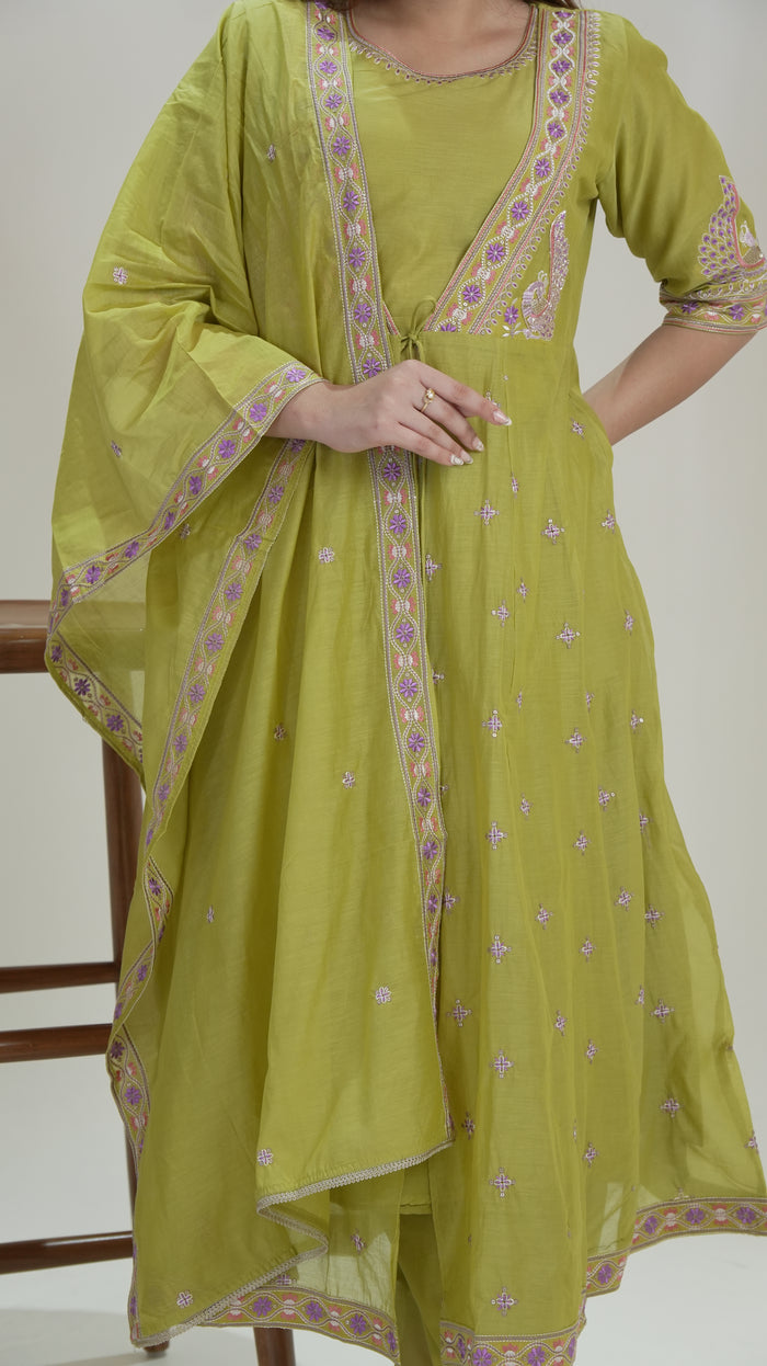 LIRIL GREEN SHRUG SET