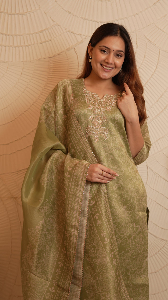 GREEN TISSUE SILK SET
