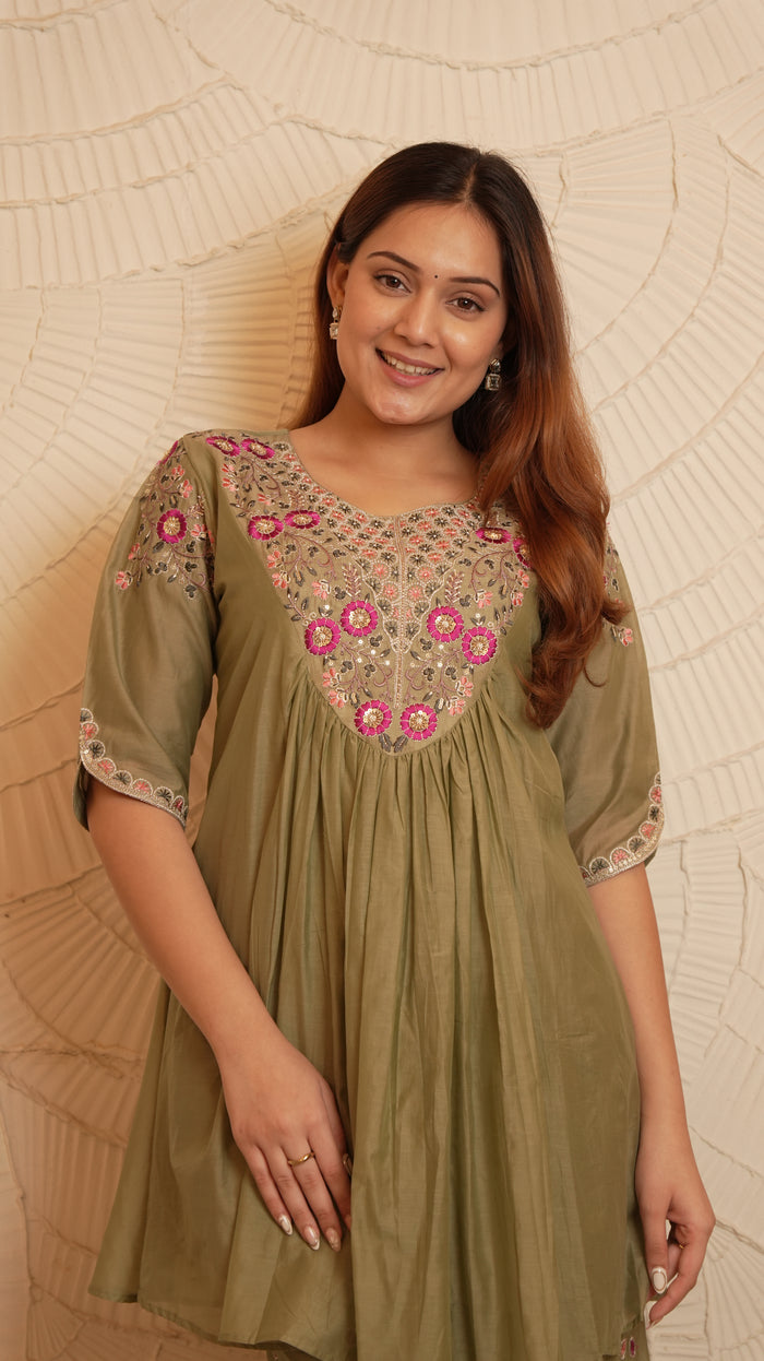 GREEN PLAZZO SET