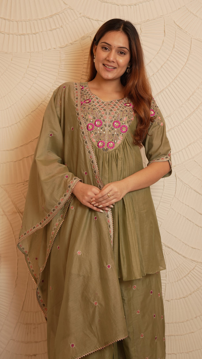GREEN PLAZZO SET