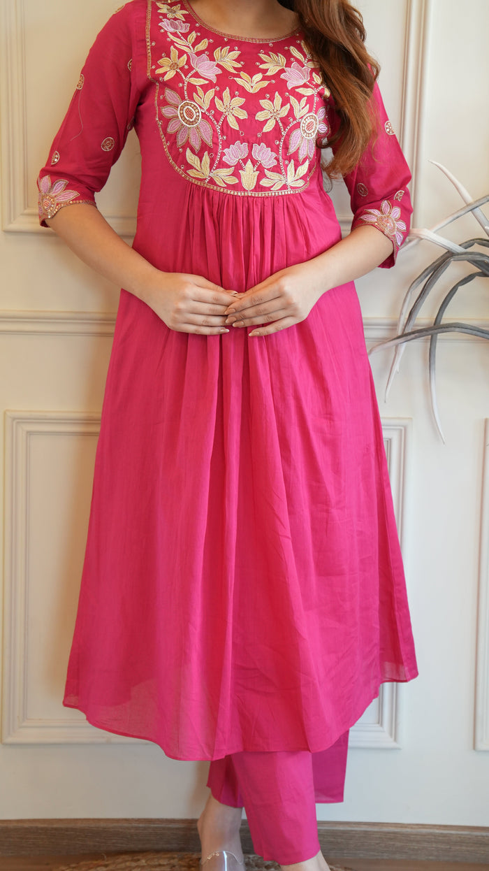 FUCHSIA PINK EMBROIDERED